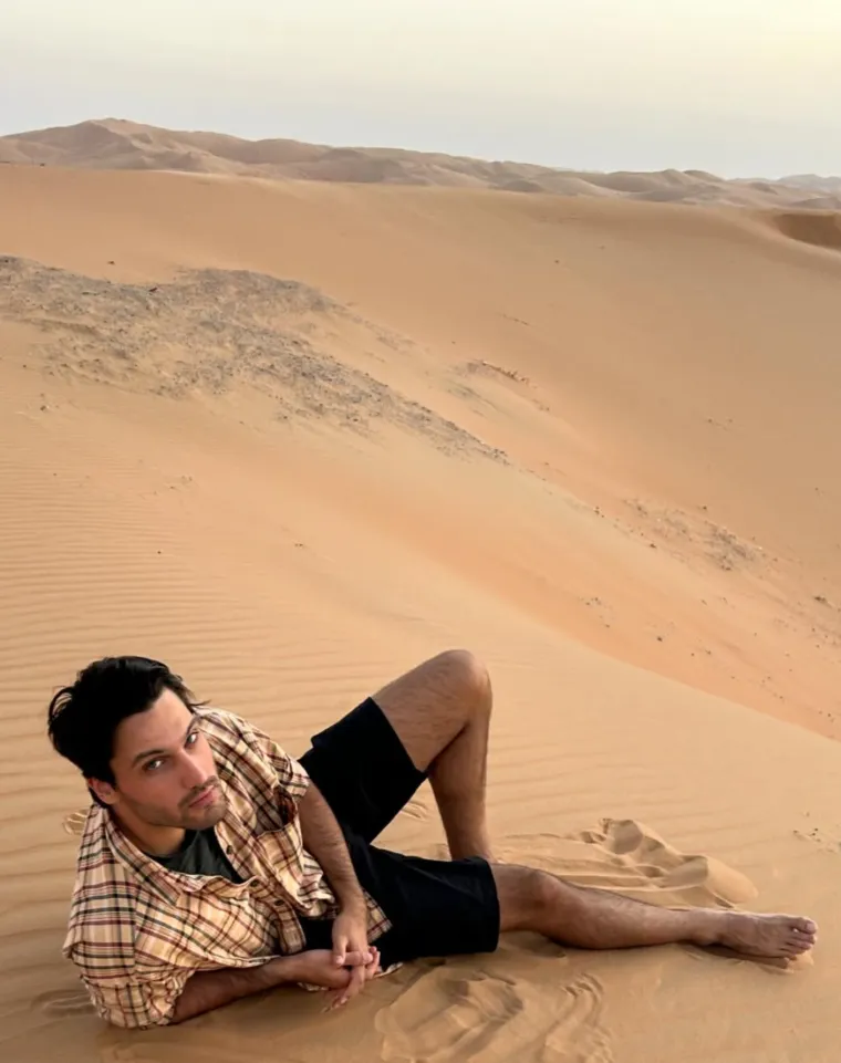 Evo za&scaron;to ga zovu Gospodin Savr&scaron;eni: Kako izgleda neodoljivi Petar kada se kamere ugase?