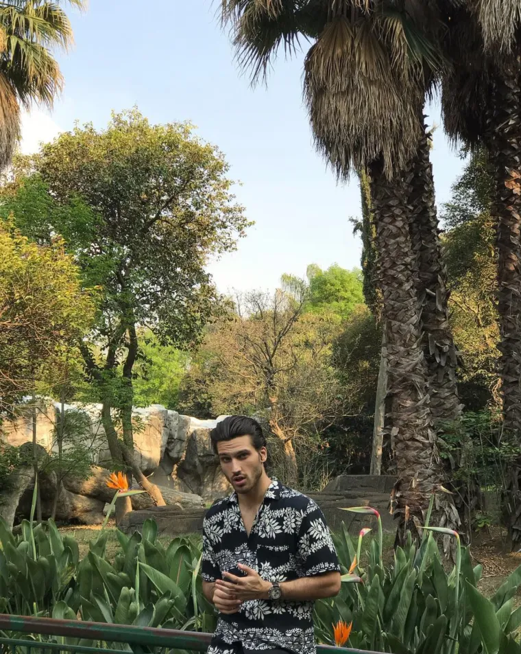 Evo za&scaron;to ga zovu Gospodin Savr&scaron;eni: Kako izgleda neodoljivi Petar kada se kamere ugase?