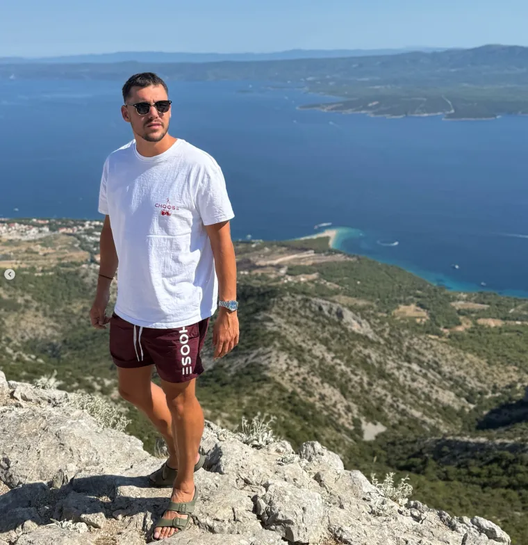 Zagrepčanin s neodoljivim osmijehom zaludio je djevojke: U galeriji pogledajte i za&scaron;to