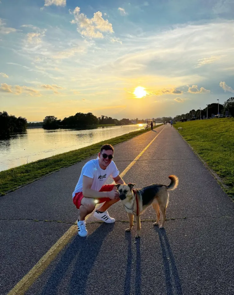 Zagrepčanin s neodoljivim osmijehom zaludio je djevojke: U galeriji pogledajte i za&scaron;to