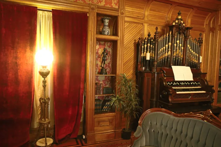 Čak 38 godina gradnje, prokletstvo i tisuće duhova: Ova kuća krije tajne koje lede krv u žilama