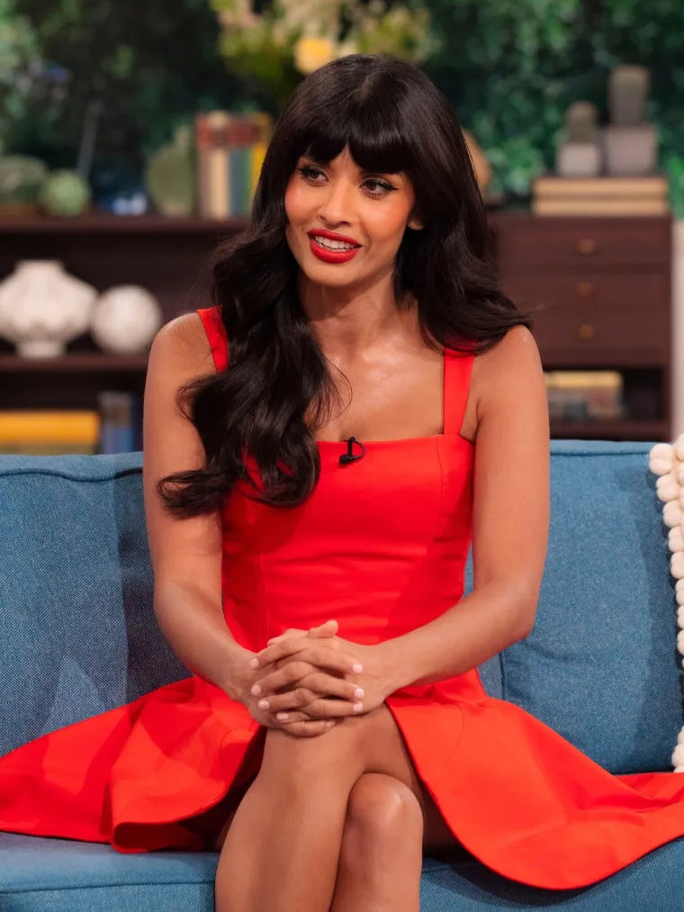 Tko je žena koja je 'uzdrmala' Hollywood? O ovoj ljepotici bruje svjetski mediji, a evo za&scaron;to