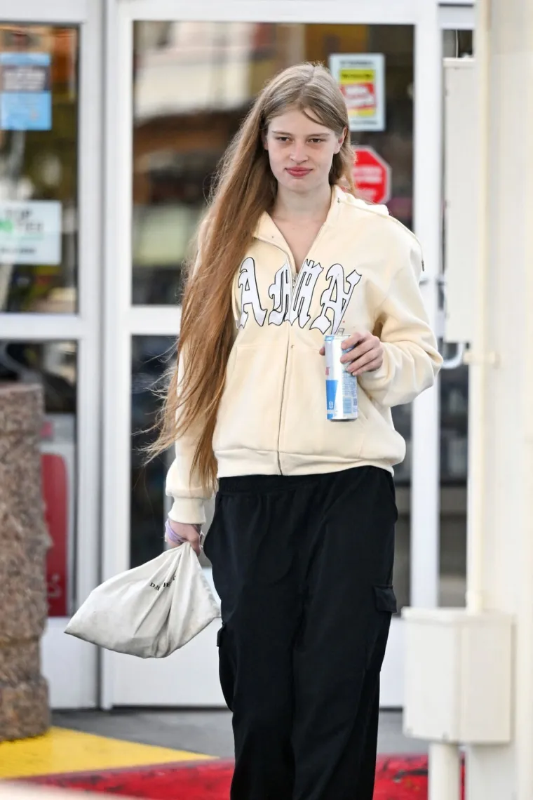 Kći Elona Muska okrenula leđa slavnom ocu i promijenila identitet: Evo kako danas izgleda