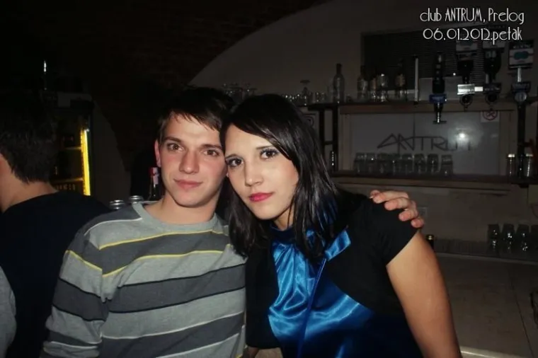 Kakva nostalgija! Pogledajte ludu atmosferu na tulumu prije 14 godina