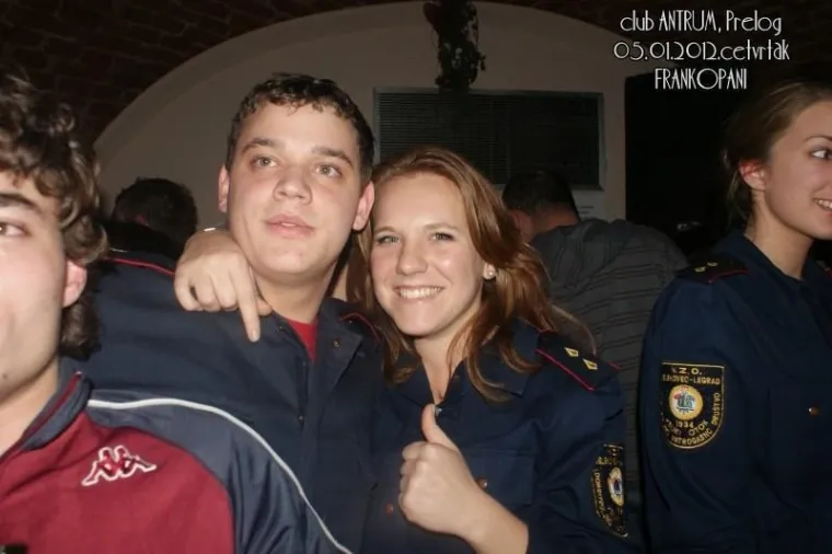 Kakva nostalgija! Pogledajte ludu atmosferu na tulumu prije 14 godina