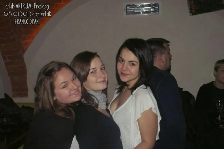 Kakva nostalgija! Pogledajte ludu atmosferu na tulumu prije 14 godina