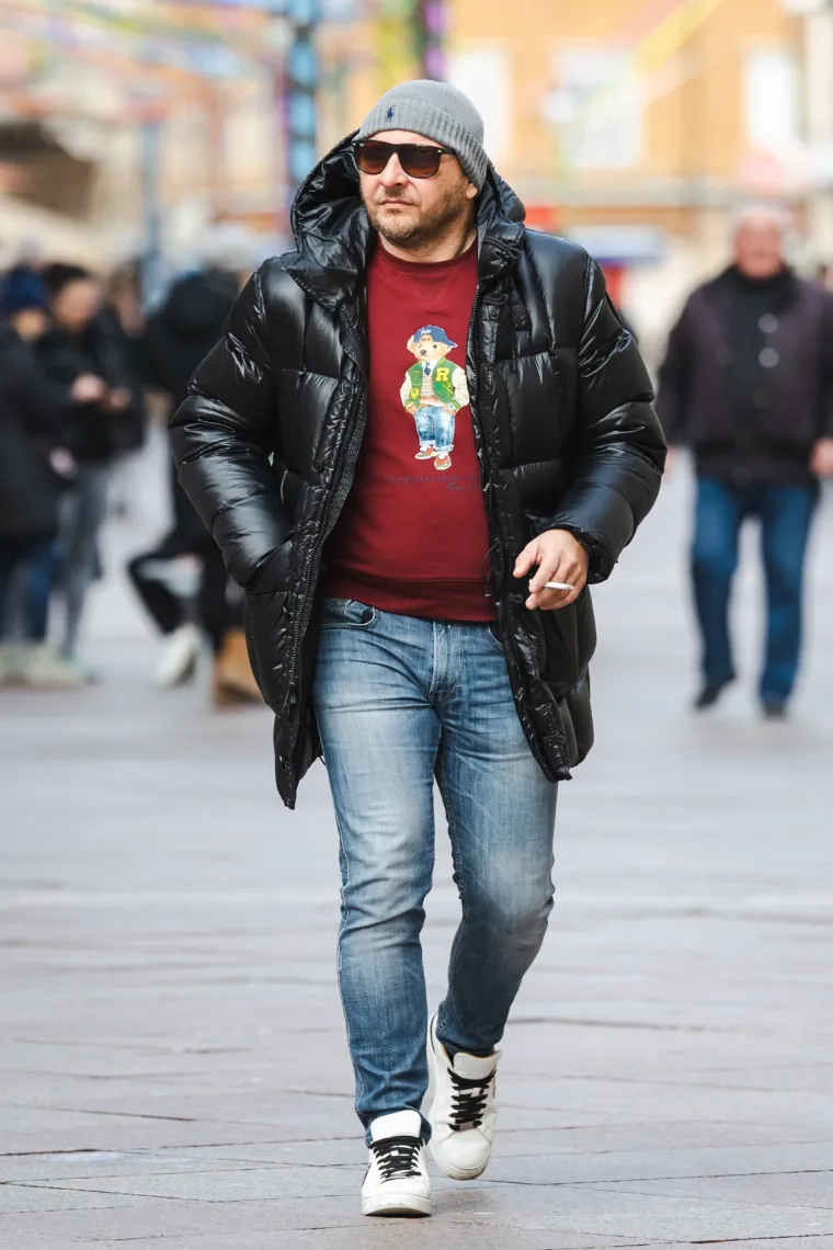 Odu&scaron;evila je prolaznike svojom rozom bundom! Pogledajte &scaron;arene kombinacije sa riječke &scaron;etnice