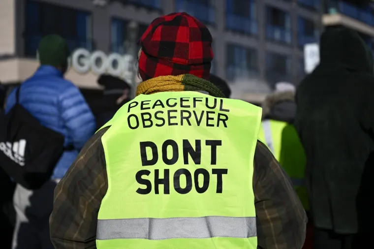 Kao da je ratna zona: Eskalirali prosvjedi u Minneapolisu, pogledajte prizore kaosa