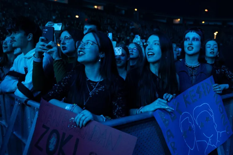 Buč Kesidi napravio spektakl, a publiku zagrijali Nika Turković i IDEM
