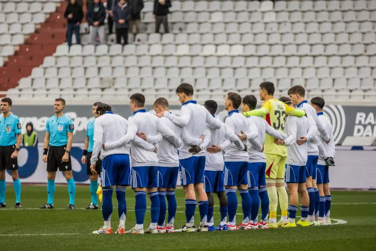 Ki&scaron;a potopila Poljud! Pogledajte kako izgleda Torcidin sjever nakon napada na Delije