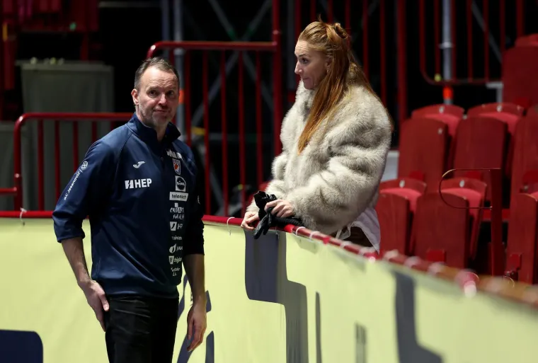 Predivno: Srna grlio lijepu sestru Antonelu, Marta ljubio suprugu, a Sigurdsson svoju novu djevojku