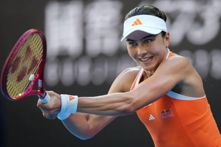 Majka rođena u Splitu, otac u Srbiji, a ona je senzacija o kojoj priča svijet