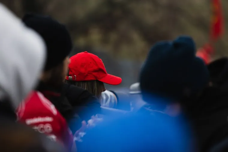 Hamilton i Leclerc doživjeli nezgodu na predstavljanju bolida, paparazzi sve snimio