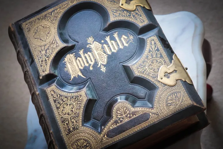 Bacaju posve novo svijetlo na Sveto pismo: Ovo je 25 manje poznatih činjenica o Bibliji