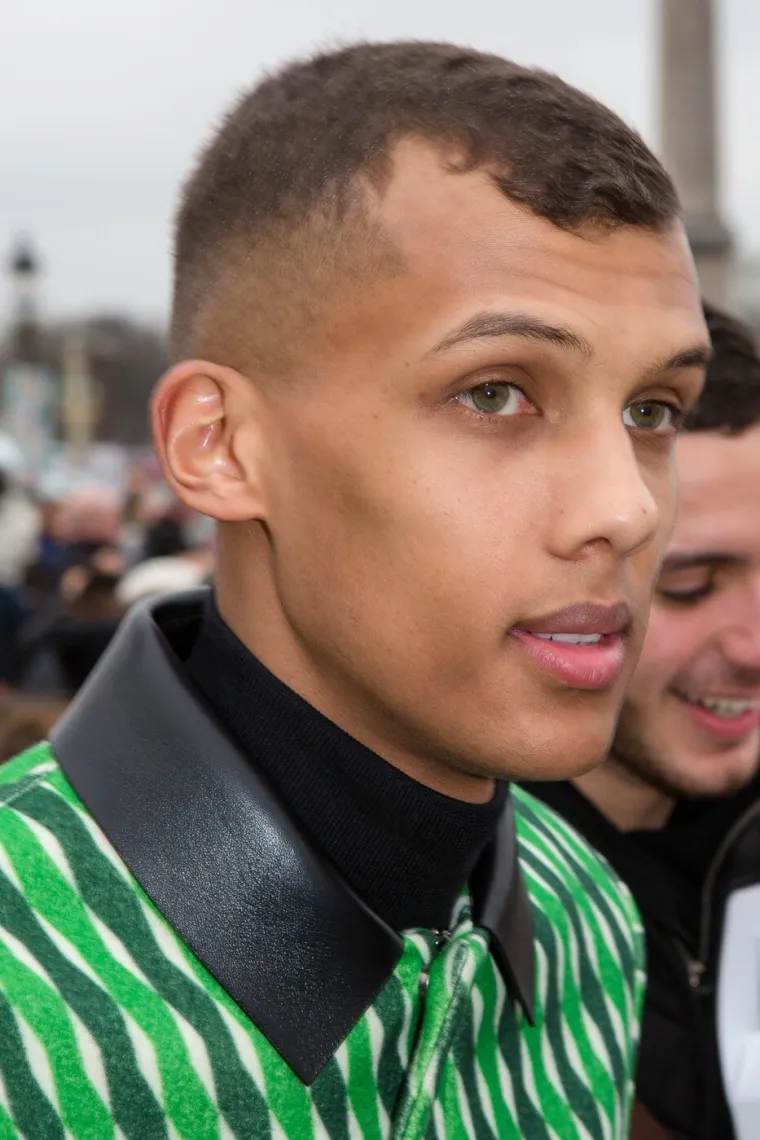 Sigurno znate bar jednu njegovu pjesmu, ali mnogi uopće ne znaju kako izgleda: Godinama se gotovo nije promijenio