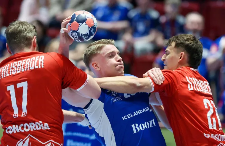 Samo nemoj po glavi, druže plavi: Pazite &scaron;to Islanđani rade, ovo je pravi rat na parketu