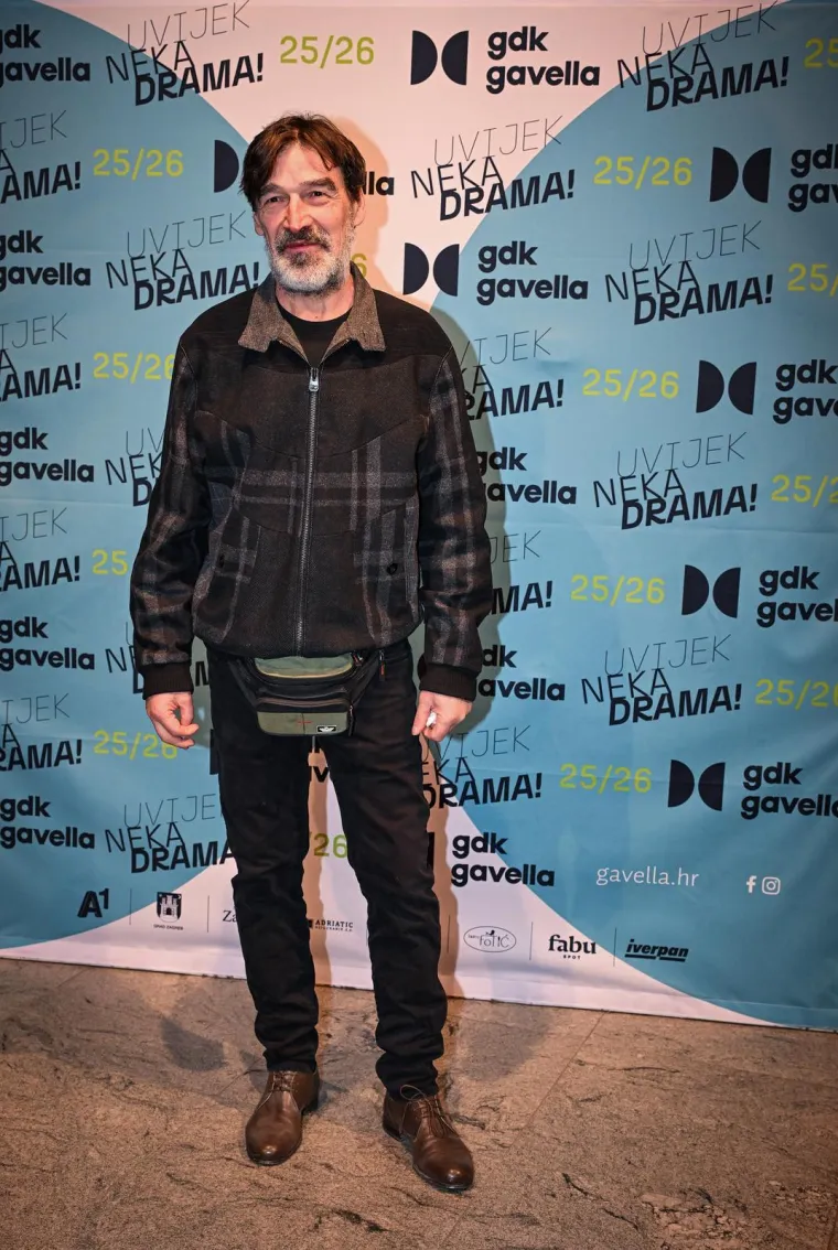 Premijera &lsquo;Samaca&rsquo; okupila kremu domaće dru&scaron;tvene scene: Pogledajte tko je sve zablistao