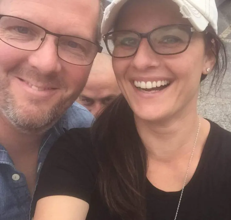 Objavili su fotke bez pažljivog pregleda, sada im se smije cijeli svijet: Iza njih je pravi urnebes