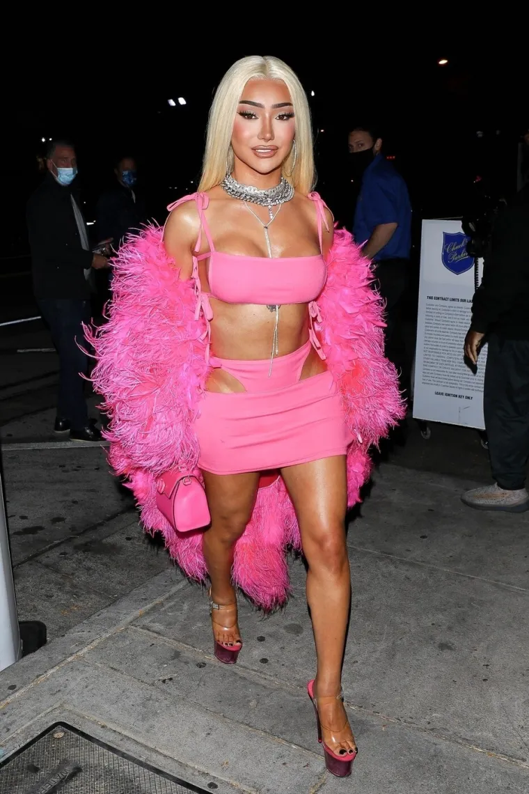 Ona je beauty ikona! &Scaron;to se krije iza blje&scaron;tavila transrodne Nikite za kojom lude mu&scaron;karci?