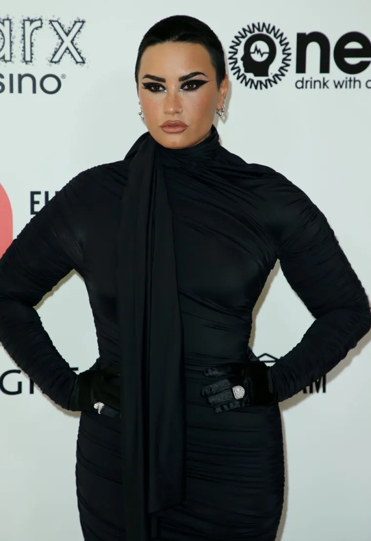 Bila je teen idol, pro&scaron;la kroz razna stanja, a evo kako izgleda danas bez trunke &scaron;minke