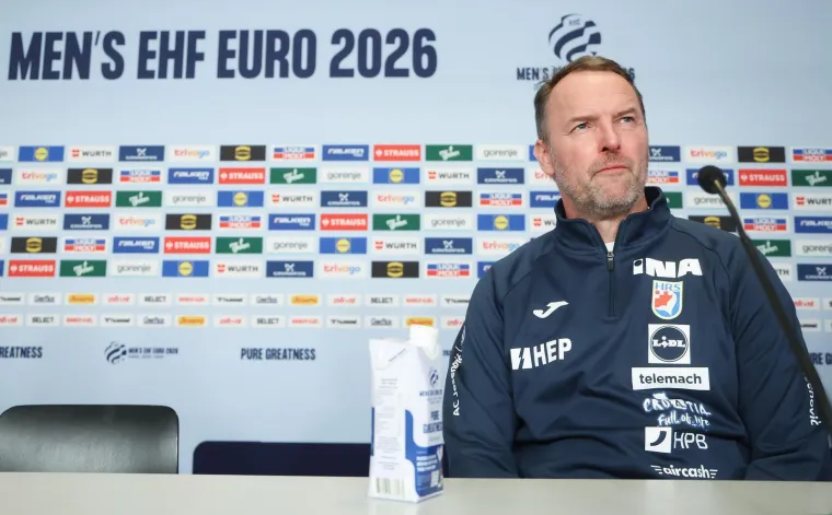 Kamera snimila ljutitog Sigurdssona prije eksplozivne pressice na kojoj je opleo po EHF-u