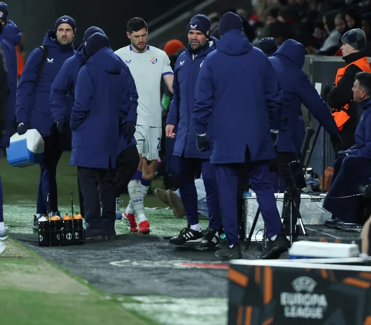 Dinamovo Hrabro srce u suzama napustilo igru, a tko je misteriozna navijačica plavih očiju?