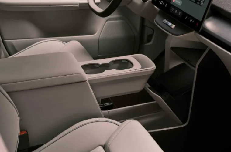 Na ovo su godinama čekali: Imaju novu SUV zvijer! BMW i Tesla dobili rukavicu u lice