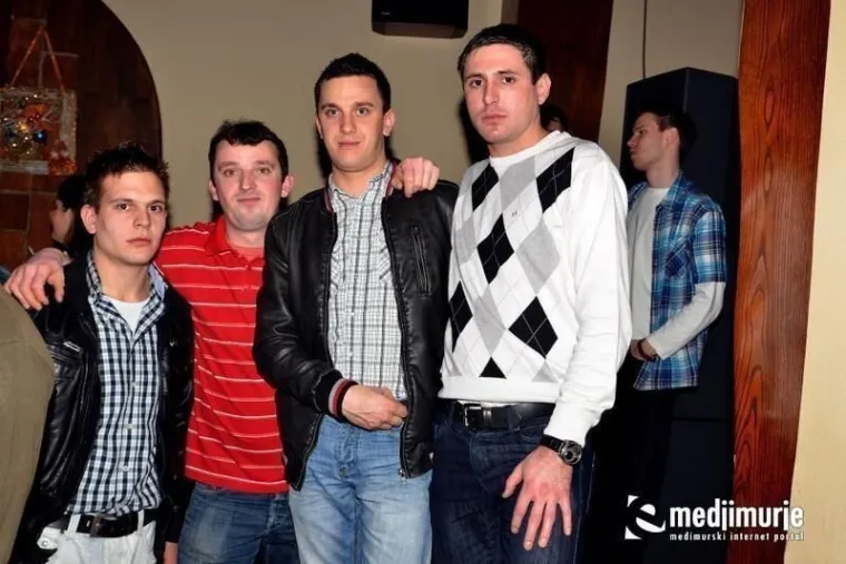 Grupa 'Meja&scaron;i' s početka karijere, 'opasni' momci s ikoničnim biebericama i preslatki parovi