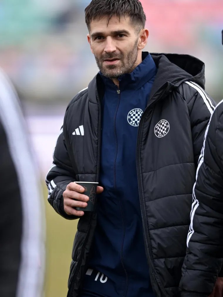 Burno u Gorici: Svi su gledali u poruku koju je podigla Torcida za uhićene