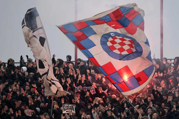 Burno u Gorici: Svi su gledali u poruku koju je podigla Torcida za uhićene