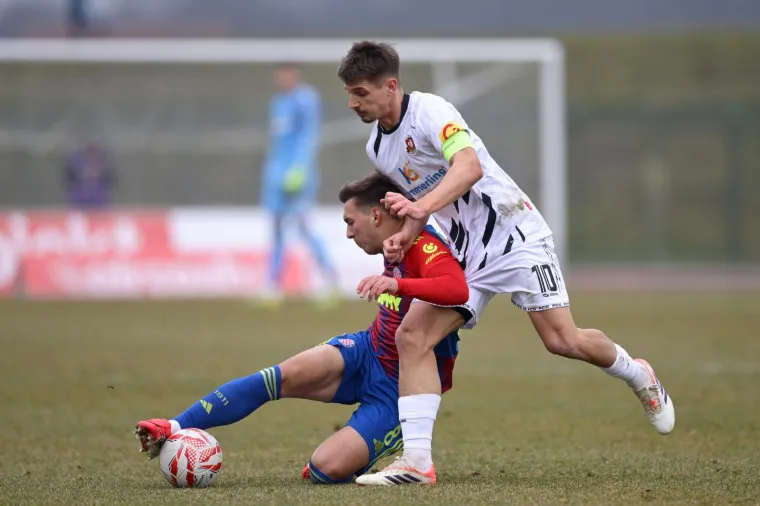 Burno u Gorici: Svi su gledali u poruku koju je podigla Torcida za uhićene