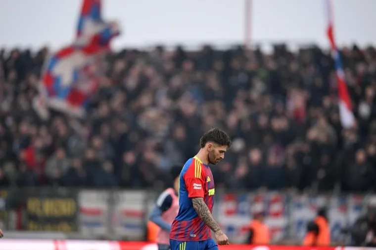 Burno u Gorici: Svi su gledali u poruku koju je podigla Torcida za uhićene