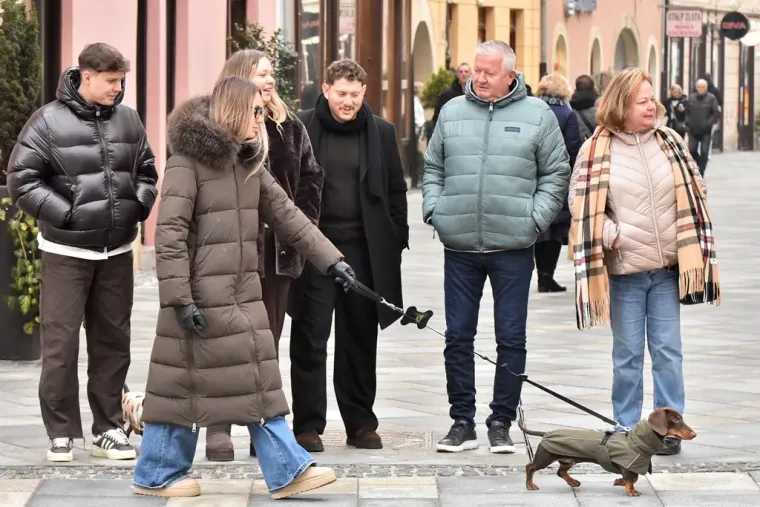 Modno osvije&scaron;tene Varaždinke preuzele Korzo: Za ovim damama se okretao cijeli grad