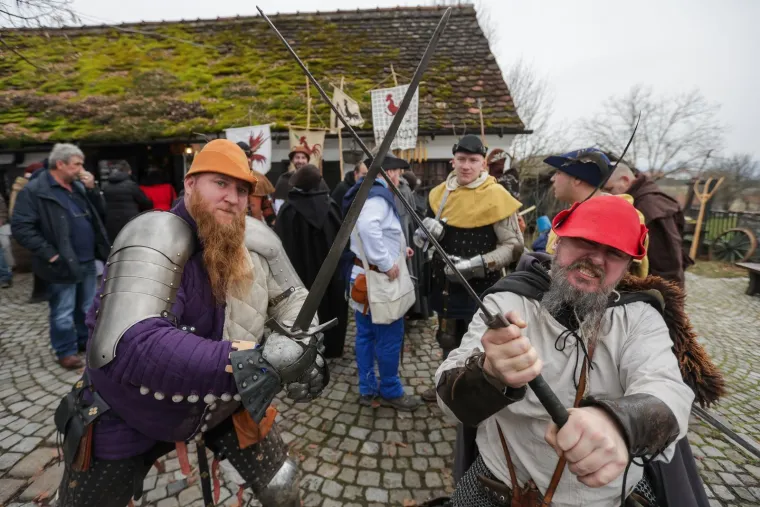 Gornja Stubica oživjela povijest: Ovi su kmetovi spremni za bitku! Seljačka buna ih čeka