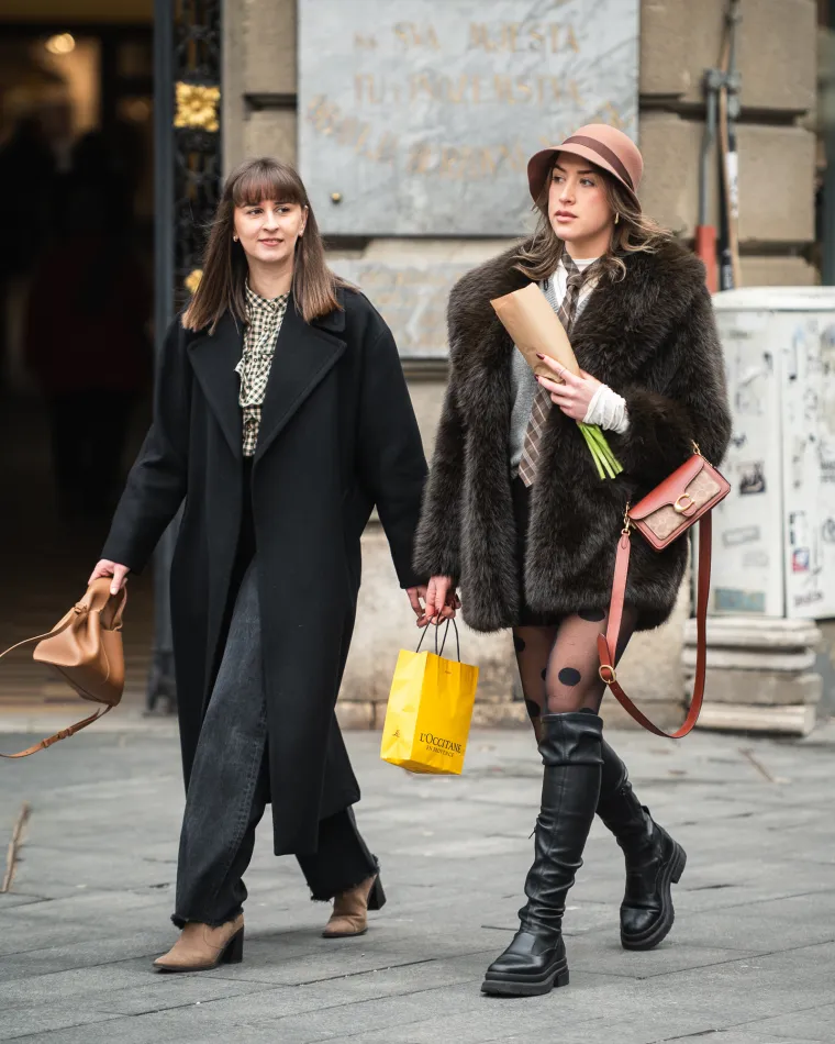 Noge za kojima se okretalo: Zagrepčanke u mini suknjama pokorile sredi&scaron;te grada