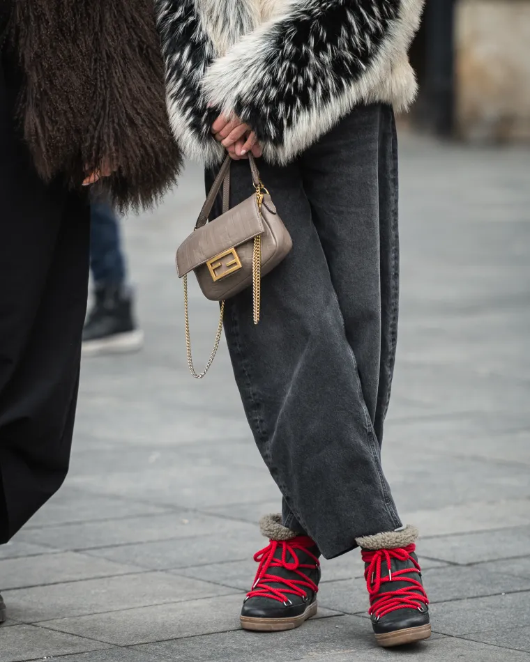 Noge za kojima se okretalo: Zagrepčanke u mini suknjama pokorile sredi&scaron;te grada