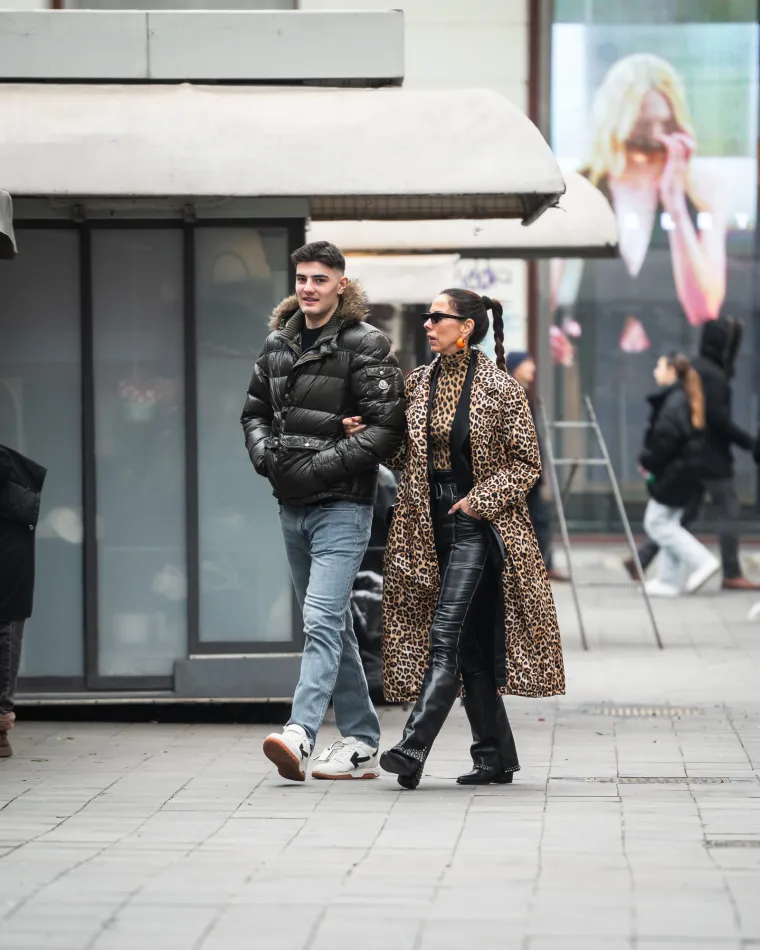 Noge za kojima se okretalo: Zagrepčanke u mini suknjama pokorile sredi&scaron;te grada