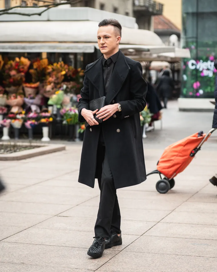 Noge za kojima se okretalo: Zagrepčanke u mini suknjama pokorile sredi&scaron;te grada