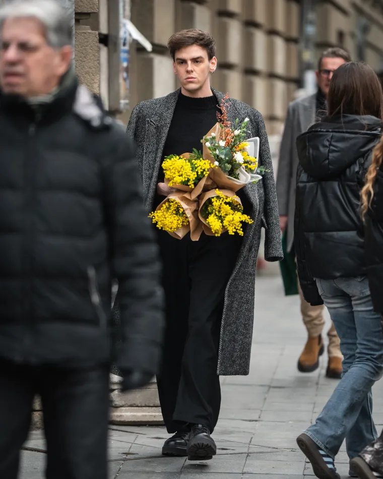 Noge za kojima se okretalo: Zagrepčanke u mini suknjama pokorile sredi&scaron;te grada