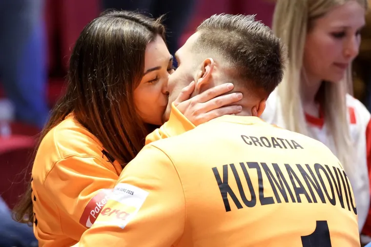 Zbog njih su tribine gorjele: Pogledajte kako su bolje polovice bodrile na&scaron;e brončane heroje