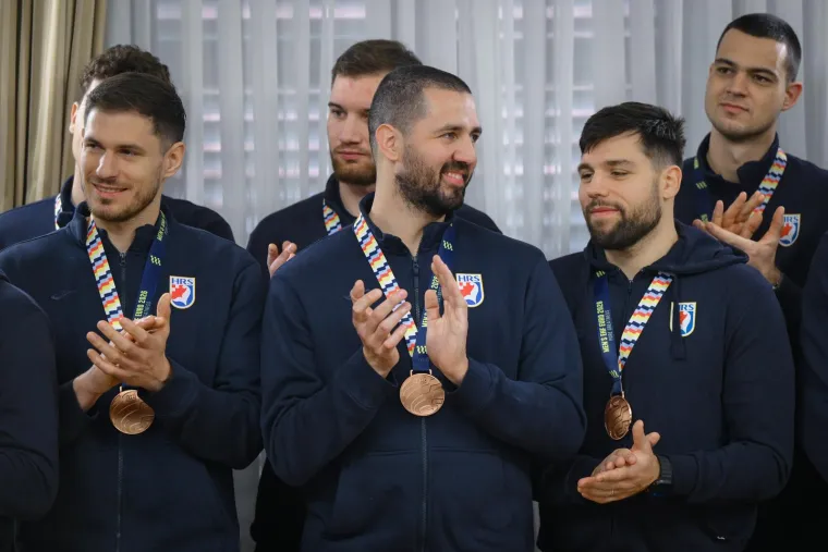 Prijem odrađen: Ovako su brončani rukometa&scaron;i dočekani u Banskim dvorima