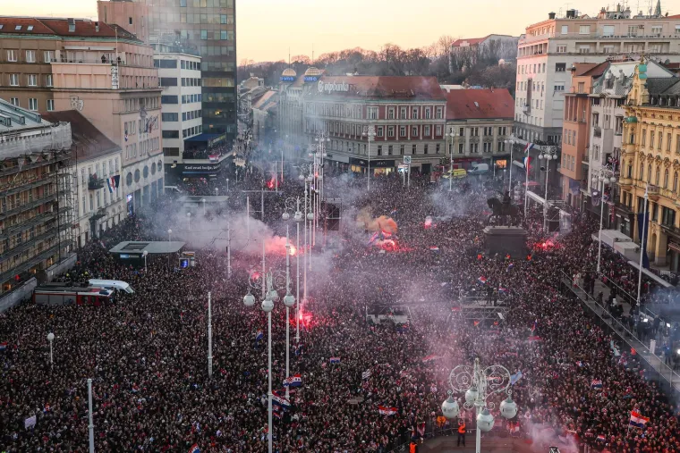 Ovako je to izgledalo prije godinu dana: Hoće li se ove scene ponoviti?