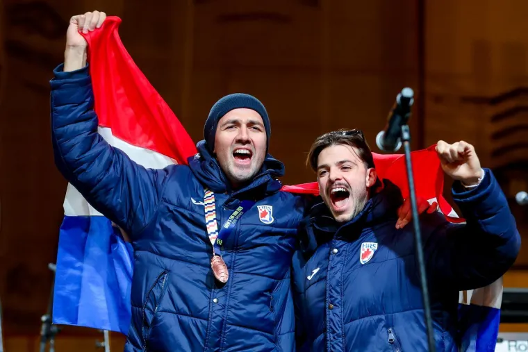 Vitezovi dobili &scaron;to su tražili! Neki igrači su bili u suzama, a evo kako je reagirao Thompson