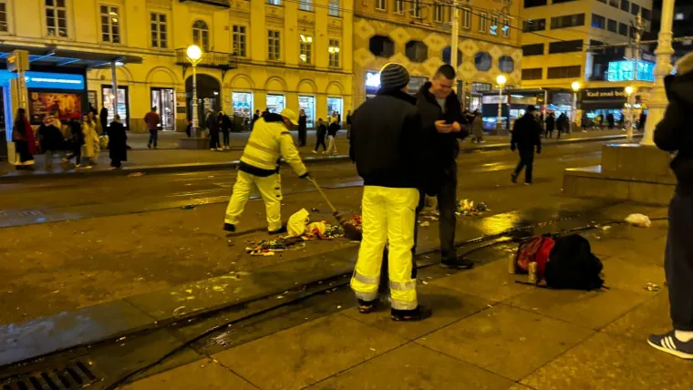 Toma&scaron;ević potezom dokazao da mu je stalo do Zagreba: Na Trgu osvanula znakovita poruka