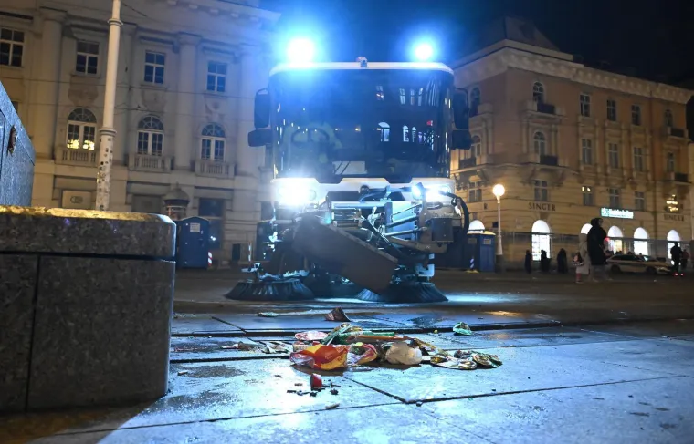 Toma&scaron;ević potezom dokazao da mu je stalo do Zagreba: Na Trgu osvanula znakovita poruka