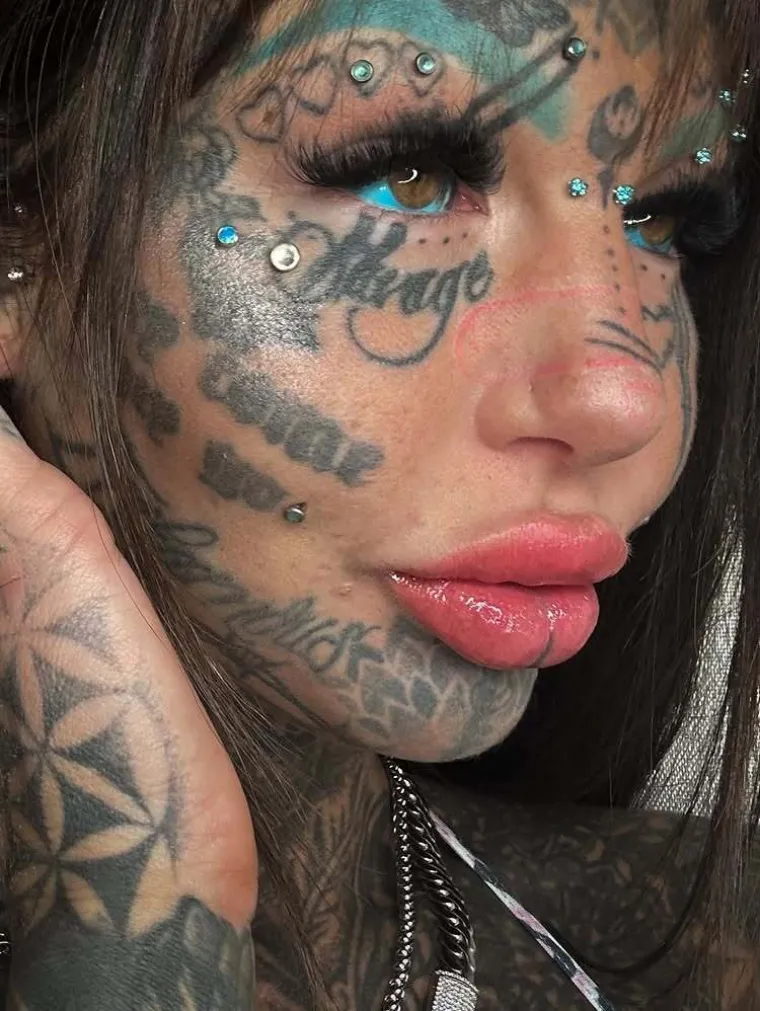 Bila je prava ljepotica, a onda je od sebe napravila čudovi&scaron;te i na to potro&scaron;ila vrtoglav iznos