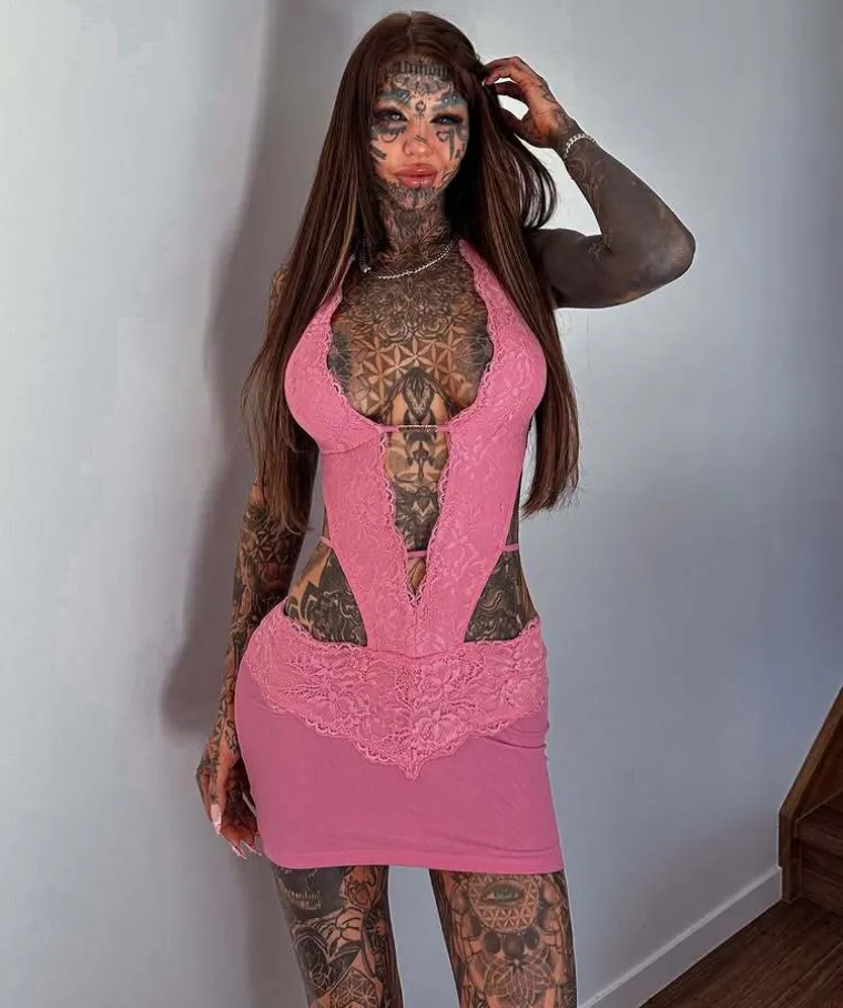 Bila je prava ljepotica, a onda je od sebe napravila čudovi&scaron;te i na to potro&scaron;ila vrtoglav iznos