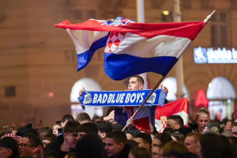 Neviđeni kadrovi s dočeka rukometa&scaron;a: O ovim prizorima će se danima pričati...