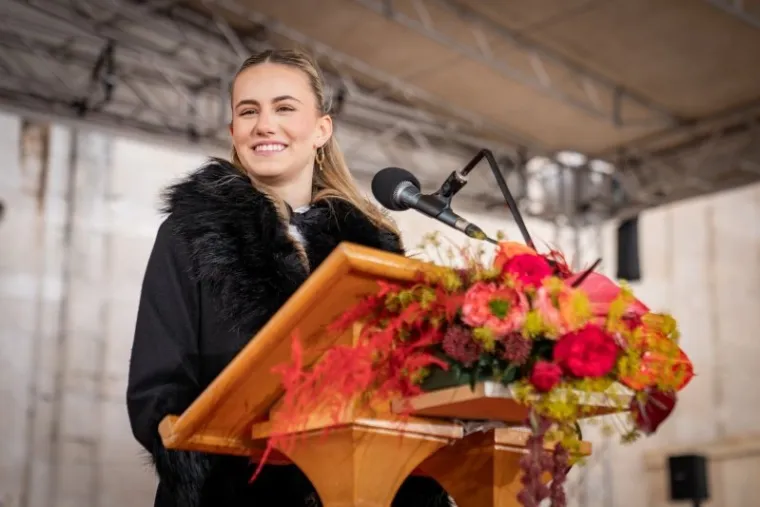 Zgodne djevojke ukrale su svu pažnju: Ovo su najljep&scaron;a izdanja s dubrovačke Feste