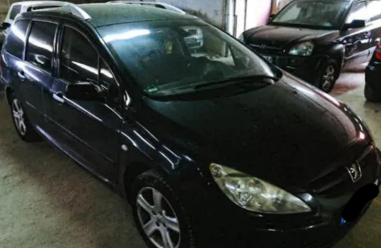 Trebate auto? Pogledajte &scaron;to je u ponudi: Od Honde za 150 do Mercedesa od gotovo 50.000 &euro;